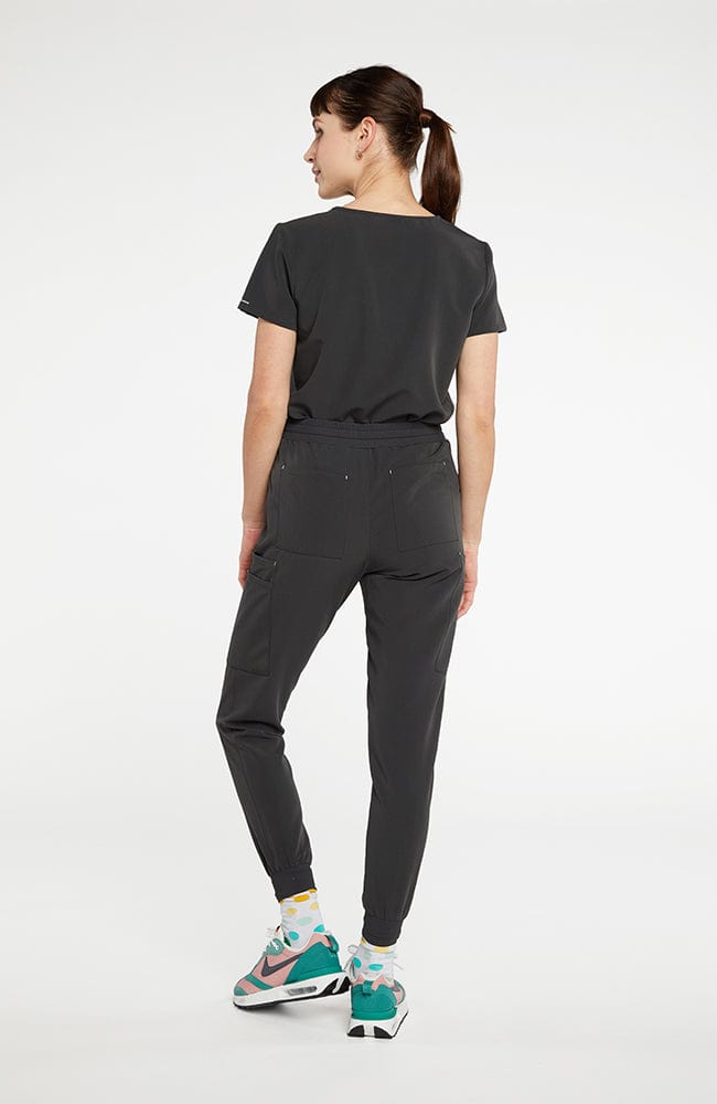 Chelsea Crew Neck 2-Pocket CORE Scrub Top Charcoal | Dolan