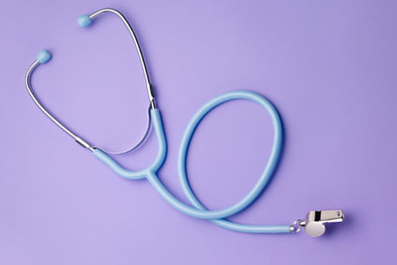 Tips for making it through long shifts, including staying hydrated, choosing comfortable scrubs, taking movement breaks, and maintaining energy throughout the workday