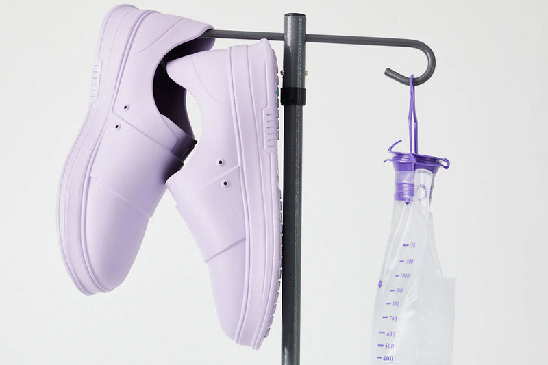 Footwear options for scrubs highlighting comfort, support, and suitability for long healthcare shifts