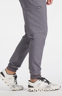 Man wearing Andre Jogger in Graphite - DOLAN