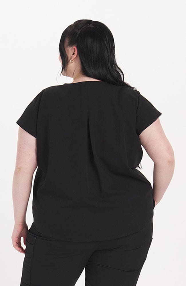 Cypress Easy Fit 2-Pocket CORE Scrub Top Black | Dolan