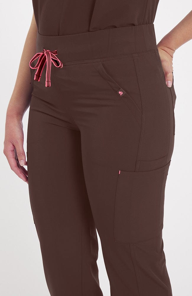 Woman wearing District Pant in Mocha Rose - DOLAN