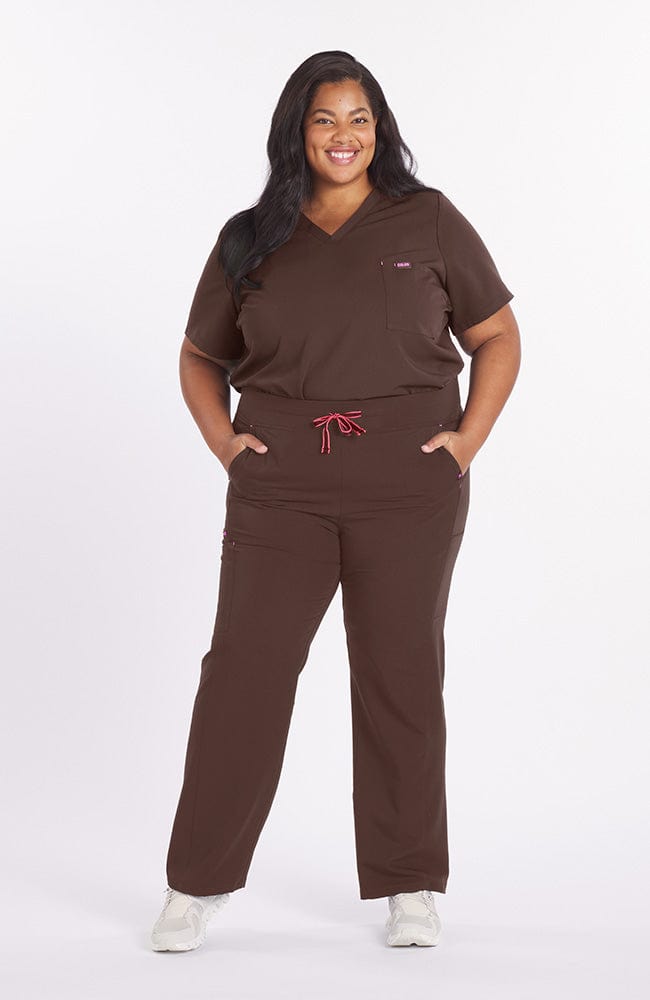 Woman wearing District Pant in Mocha Rose - DOLAN