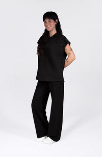Mel Easy Fit 3-Pocket CORE Scrub Top in Black - DOLAN